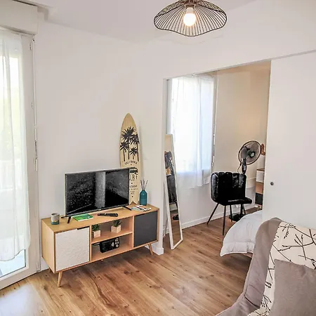 Lägenhet Cap Ocean-7 By Interhome