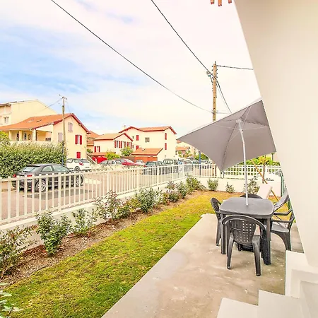 Cap Ocean-7 By Interhome *